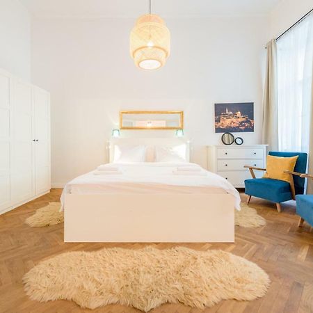 Oasis Apartments - Liberty Square Budapeşte Dış mekan fotoğraf