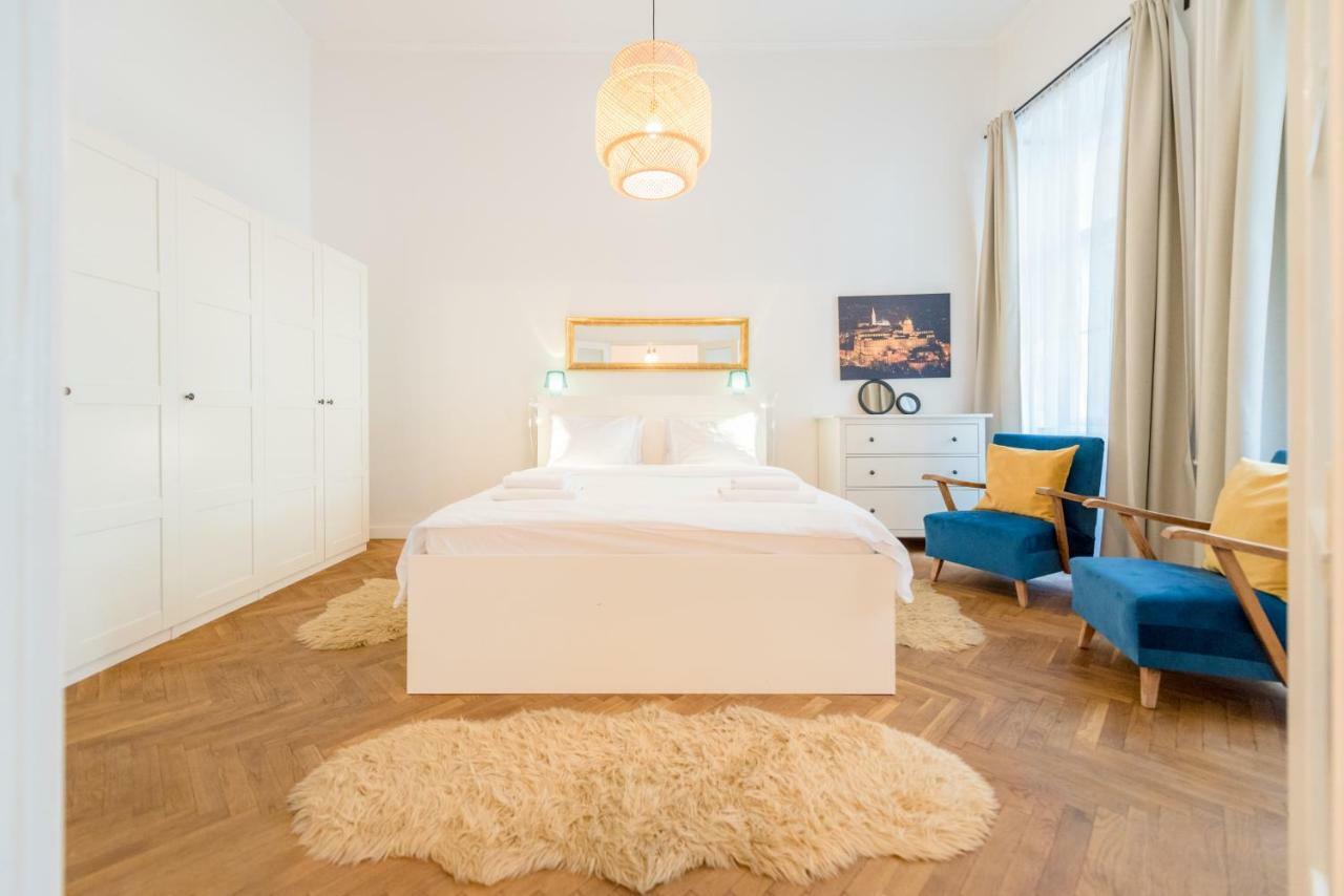 Oasis Apartments - Liberty Square Budapeşte Dış mekan fotoğraf